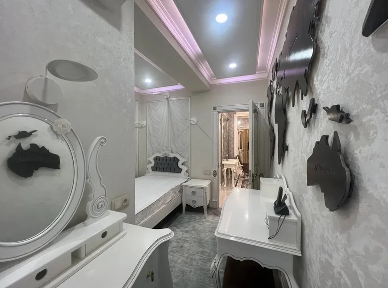 Kvartira 4 xonalar 140 m² Toshkentda, Oʻzbekiston