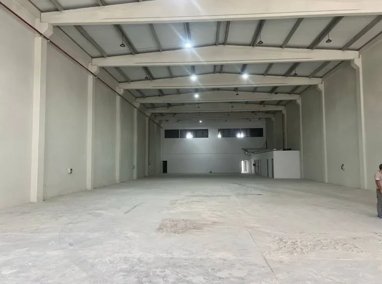 Аренда офисно-складского комплекса 1264 м² 