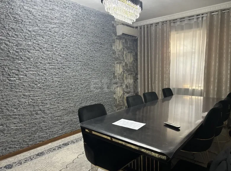 Xona 74 m² Toshkentda