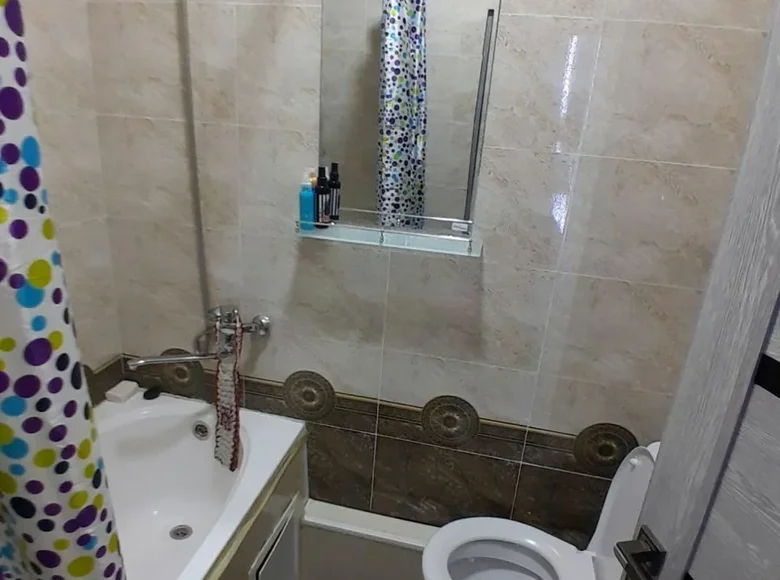 Kvartira 3 xonalar 98 m² Khanabadda