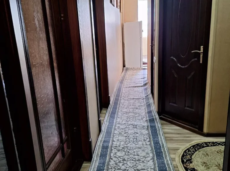 Kvartira 3 xonalar 75 m² Toshkentda