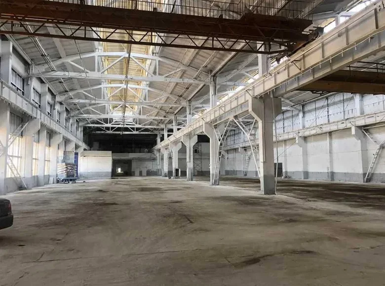 Коммерческое помещение 2 500 м² в Ташкенте, Узбекистан