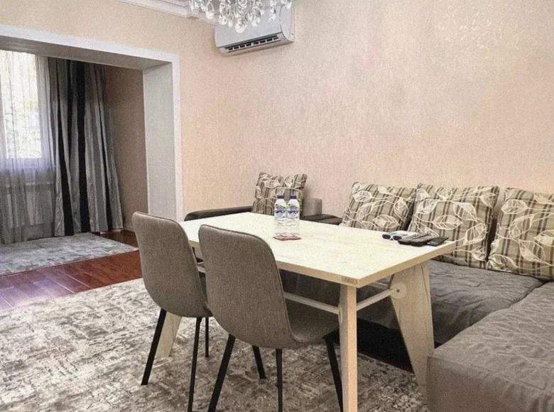 Kvartira 2 xonalar 55 m² Toshkentda