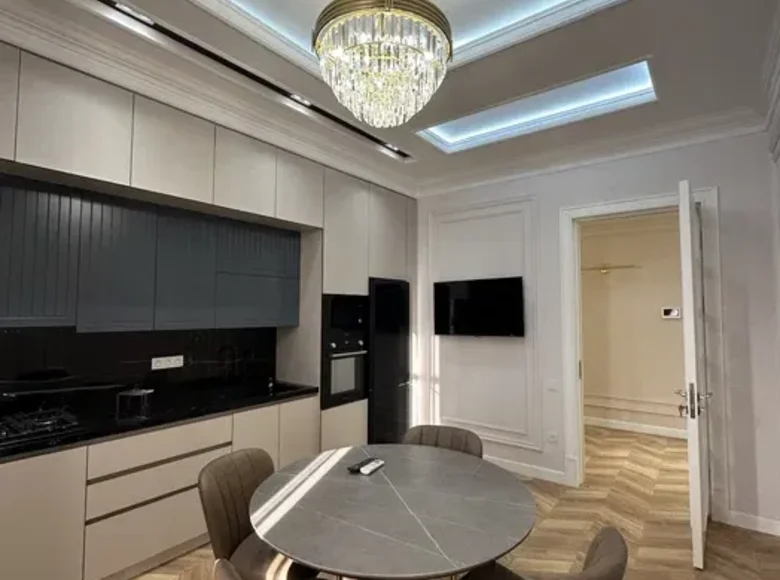 Kvartira 3 xonalar 118 m² Toshkentda