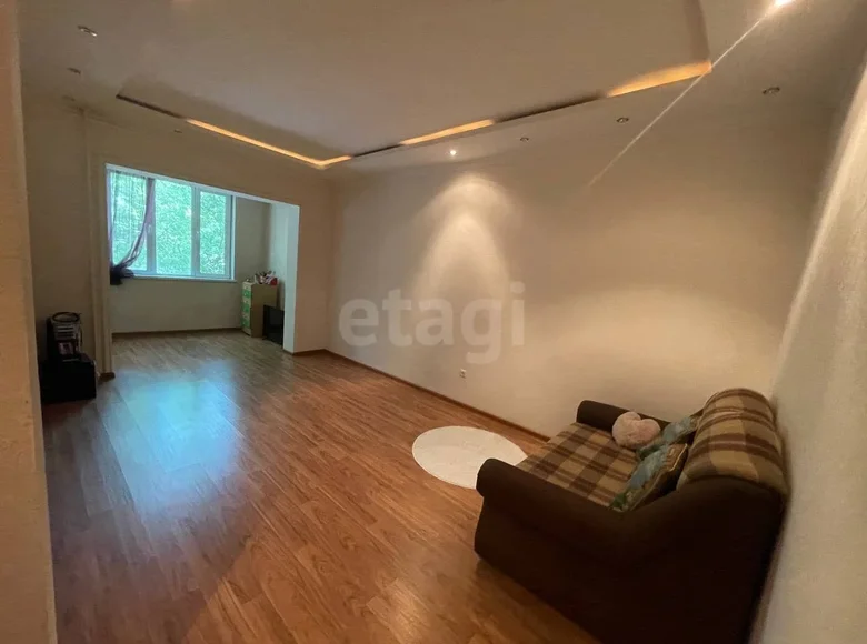 Kvartira 60 m² Toshkentda