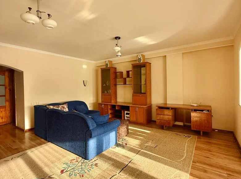 Kvartira 4 xonalar 137 m² Toshkentda
