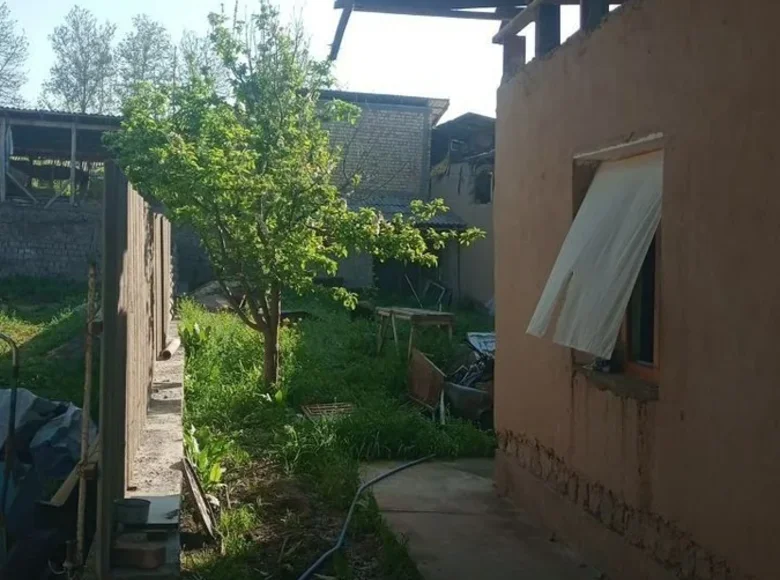 Земельные участки  Ташкент, Узбекистан