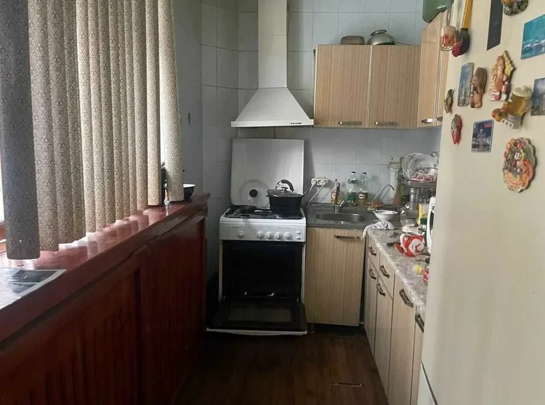 Kvartira 3 xonalar 68 m² Toshkentda