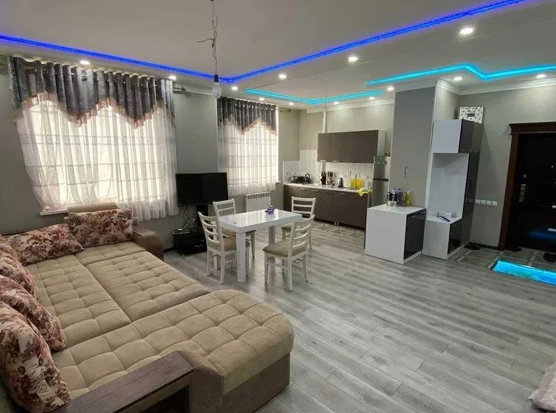 Kvartira 2 xonalar 56 m² in Shaykhontohur Tumani