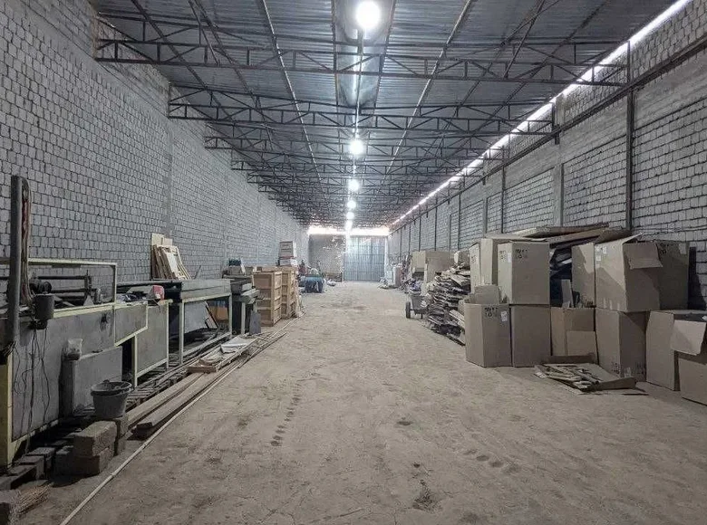 Склад 1 200 м² в Ташкенте, Узбекистан