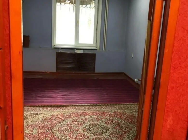 Kvartira 1 xona 38 m² Toshkentda