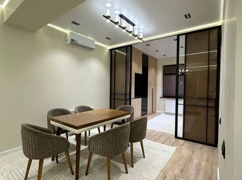 Квартира 3 комнаты 82 м² Ташкент, Узбекистан