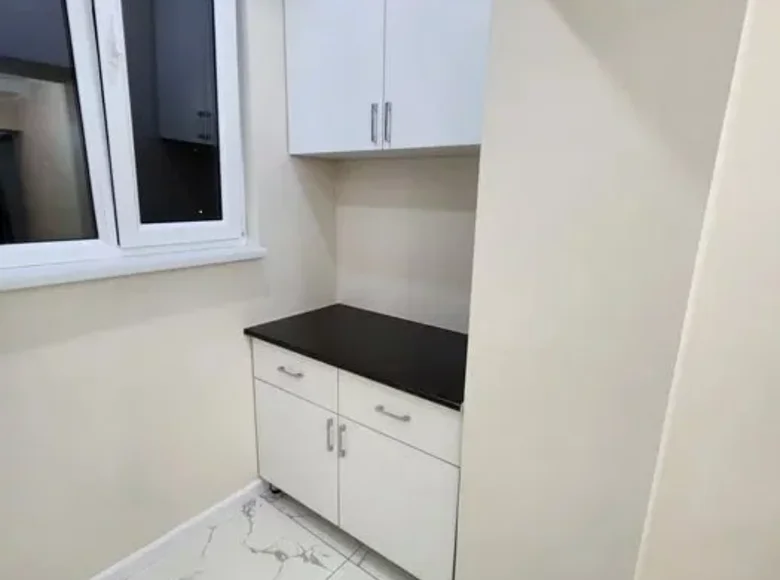 Kvartira 1 xona 28 m² Toshkentda