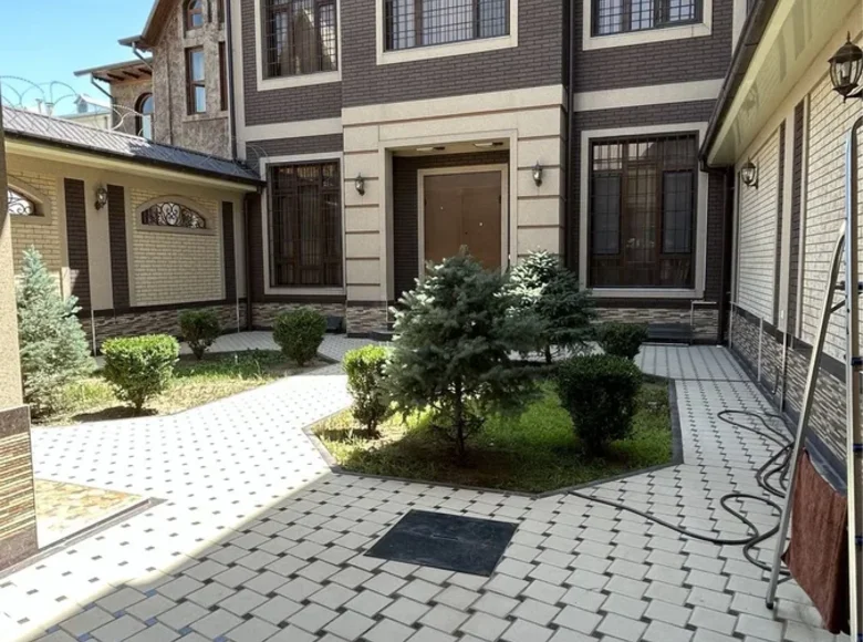 Дом 5 комнат 350 м² в Ташкенте, Узбекистан