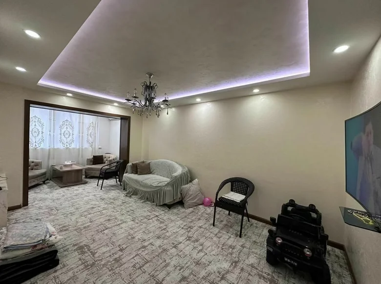 Kvartira 3 xonalar 68 m² Toshkentda