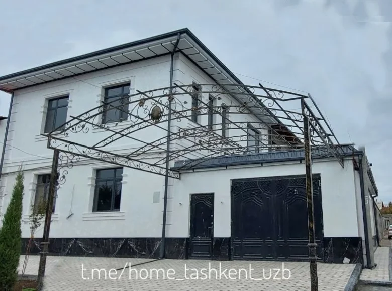 Kottej 5 xonalar 250 m² Toshkentda