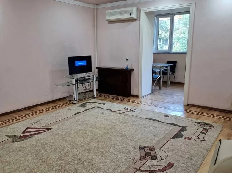 Kvartira 3 xonalar 80 m² Toshkentda