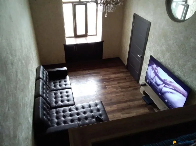 Kvartira 1 xona 45 m² Toshkentda