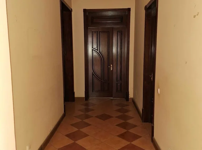 Дом 4 комнаты 500 м² в Ташкенте, Узбекистан