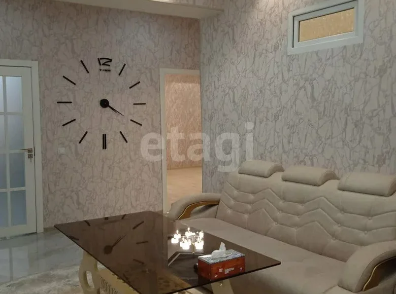 Kvartira 3 xonalar 78 m² Samarqandda