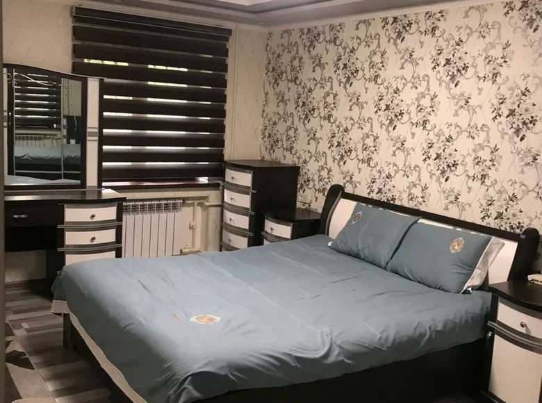 Kvartira 3 xonalar 72 m² Toshkentda