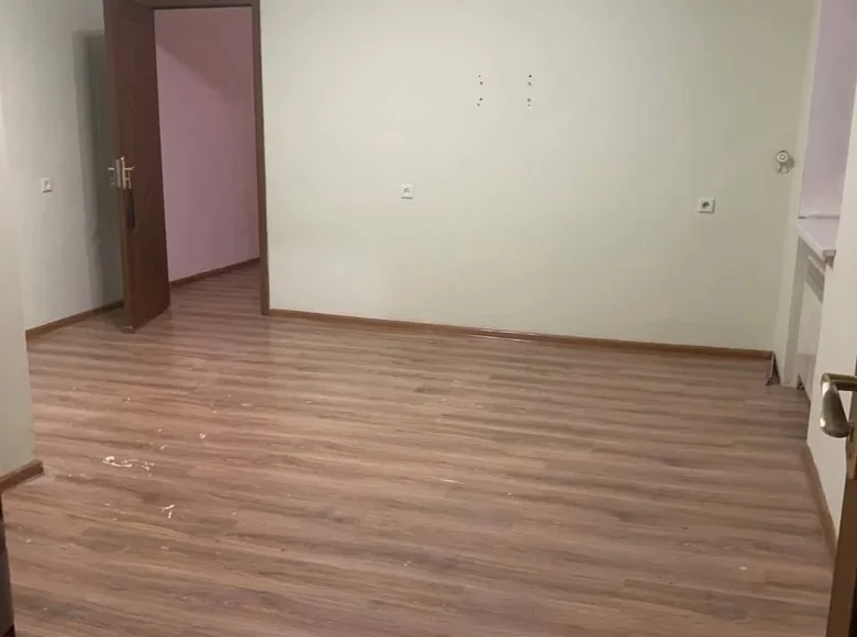 Kvartira 2 xonalar 48 m² Khanabadda