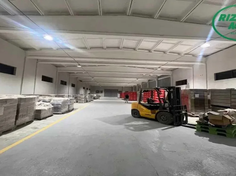 Коммерческое помещение 1 131 м² в Ташкенте, Узбекистан