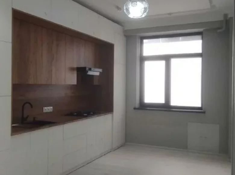 Kvartira 5 xonalar 160 m² in Shaykhontohur Tumani