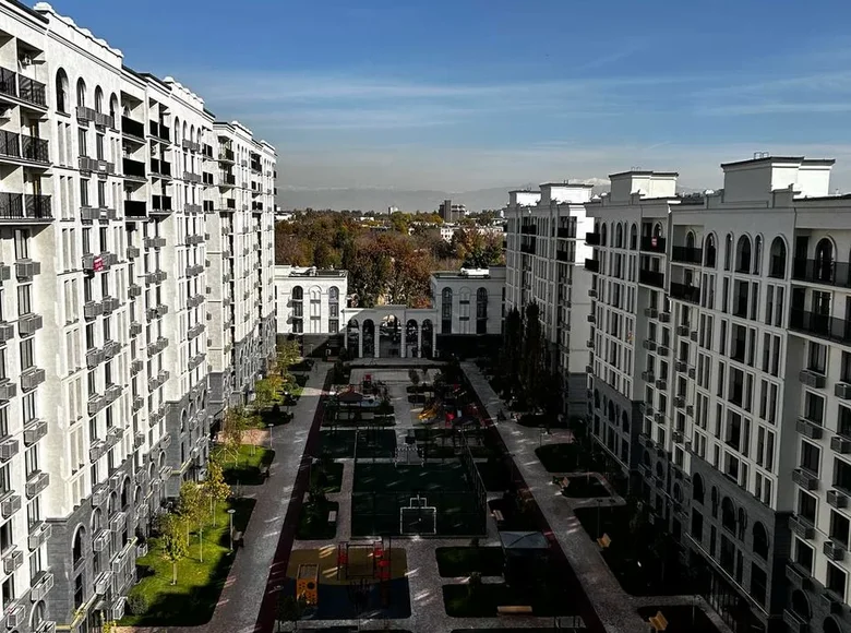 Квартира 2 комнаты 70 м² Ташкент, Узбекистан