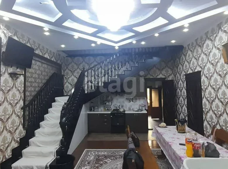 Kottej 9 xonalar 400 m² Samarqandda