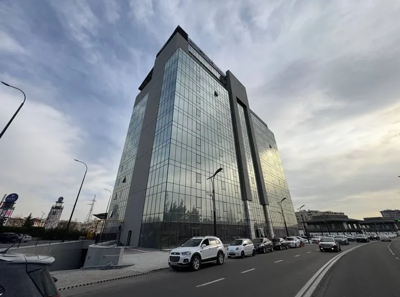 Коммерческое помещение 1 280 м² Ташкент, Узбекистан