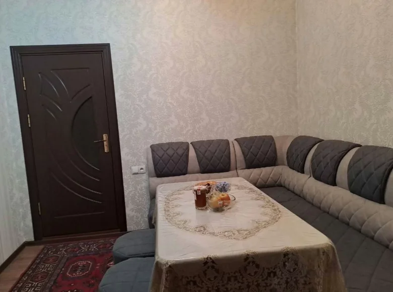 Kvartira 1 xona 62 m² Toshkentda