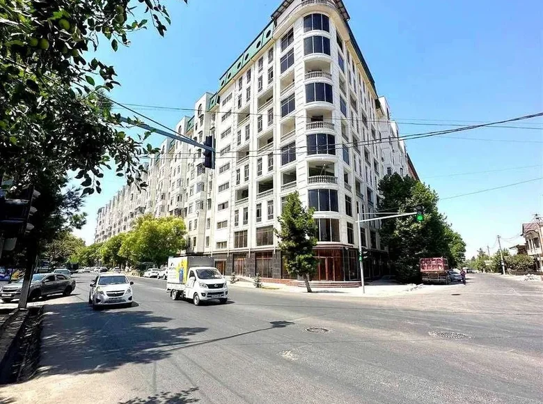 Kvartira 8 xonalar 210 m² Toshkentda