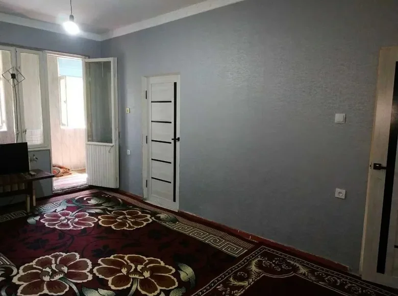 Kvartira 1 xona 42 m² Toshkentda