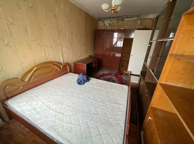 Kvartira 1 xona 58 m² Toshkentda