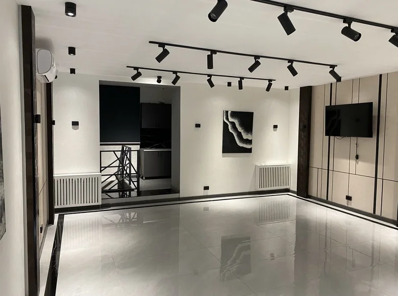 Офис 3 комнаты 160 м² в Ташкенте, Узбекистан