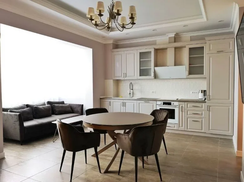 Квартира 3 комнаты 90 м² в Ташкенте, Узбекистан
