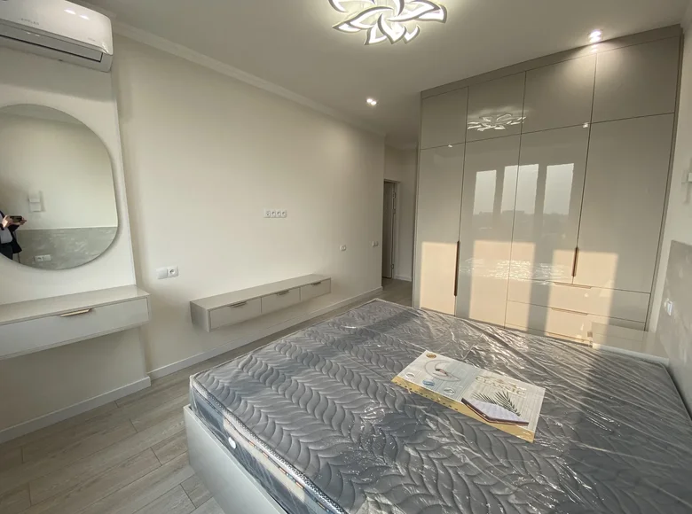 Уютная 2-комнатная квартира рядом с метро Буюк Ипак Йули в ЖК NRG Mirzo Ulugbek