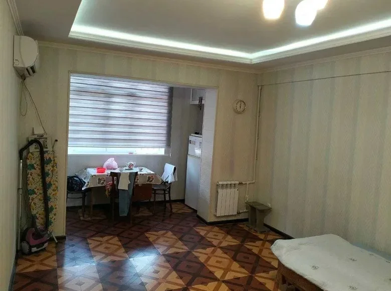 Kvartira 1 xona 33 m² Toshkentda