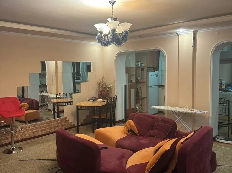 Kvartira 2 xonalar 62 m² Toshkentda