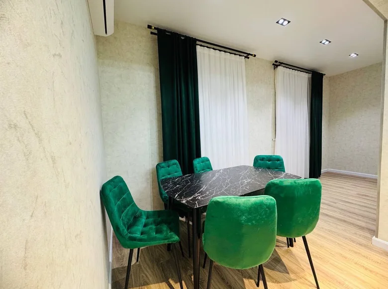 Квартира 2 комнаты 52 м² Ташкент, Узбекистан