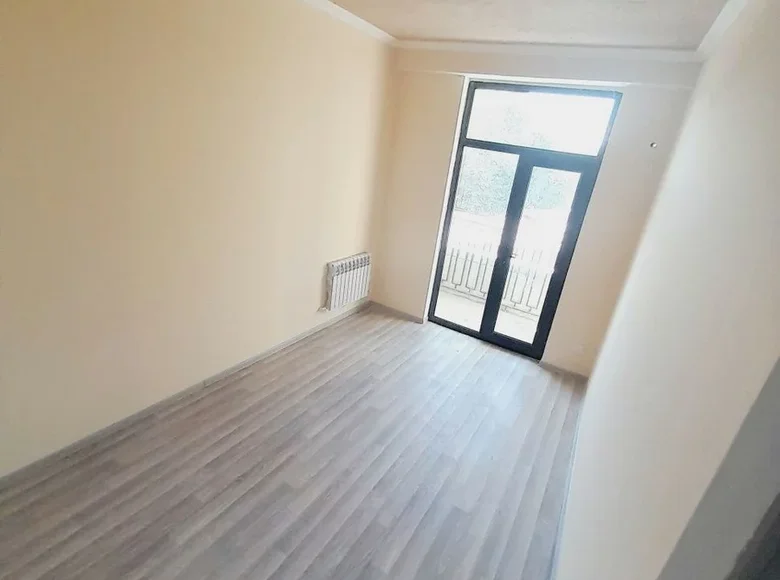 Kvartira 1 xona 45 m² Toshkentda, O‘zbekiston