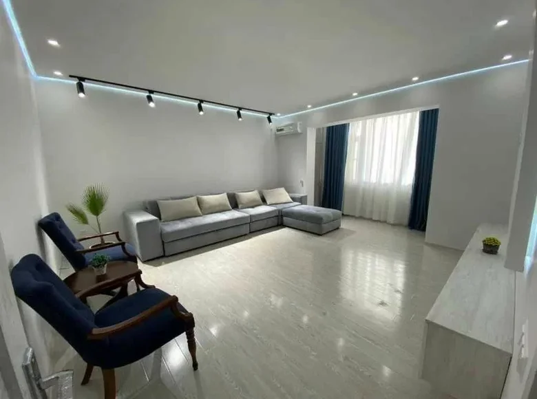 Квартира 3 комнаты 75 м² в Ташкенте, Узбекистан