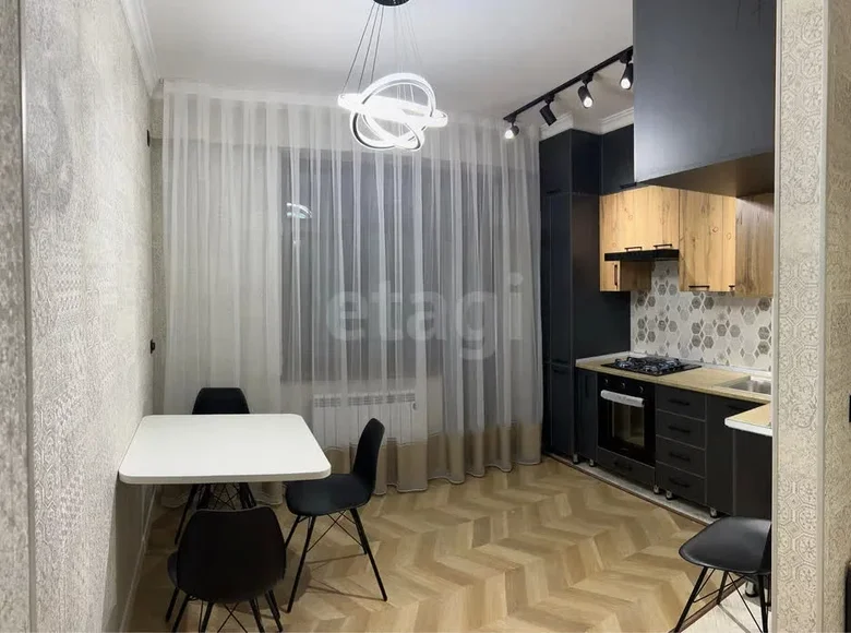 Kvartira 61 m² Toshkentda