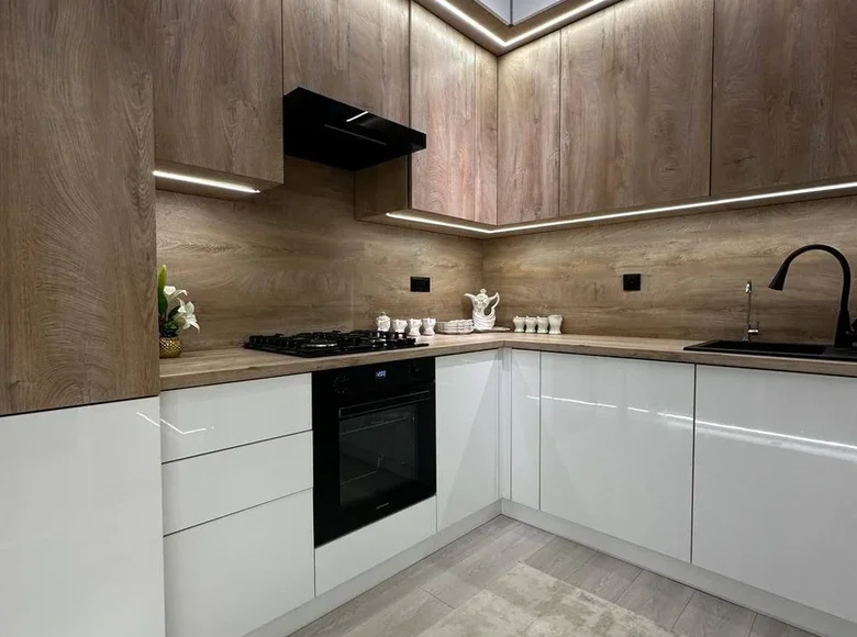 Kvartira 3 xonalar 60 m² Toshkentda