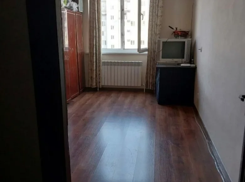 Kvartira 1 xona 38 m² Khanabadda