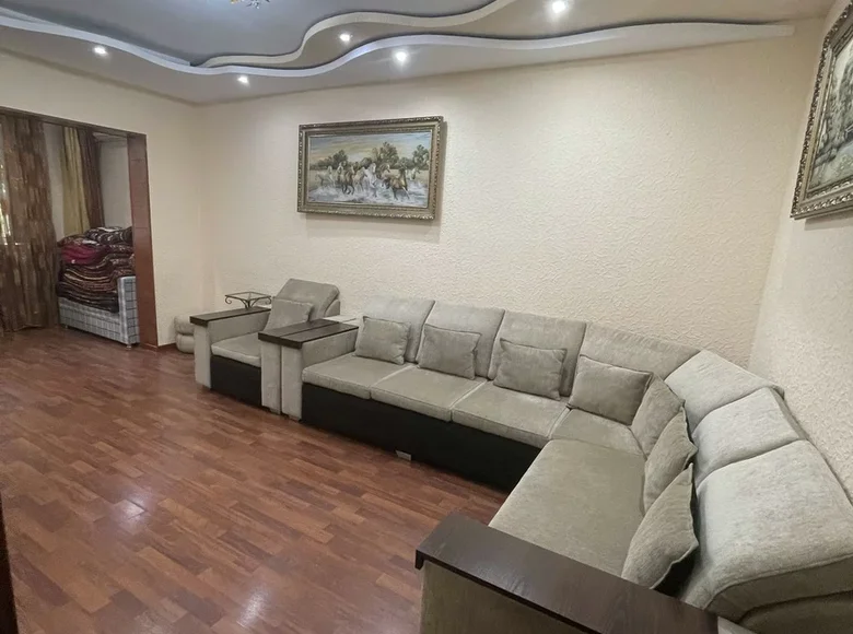 Kvartira 2 xonalar 90 m² Khanabadda, O‘zbekiston