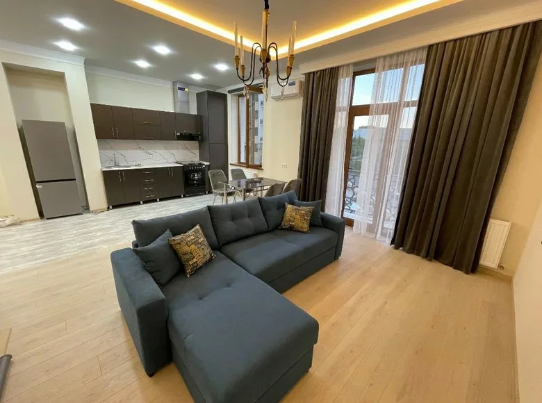 Kvartira 2 xonalar 60 m² Toshkentda, Oʻzbekiston