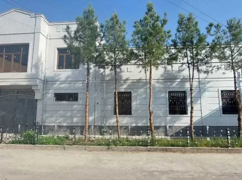 Uy 10 xonalar 600 m² Toshkentda, Oʻzbekiston