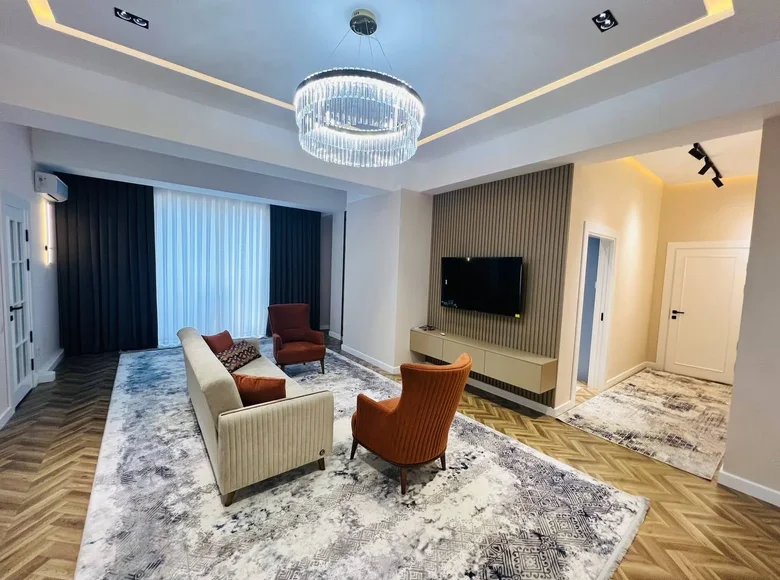 Kvartira 3 xonalar 98 m² Toshkentda